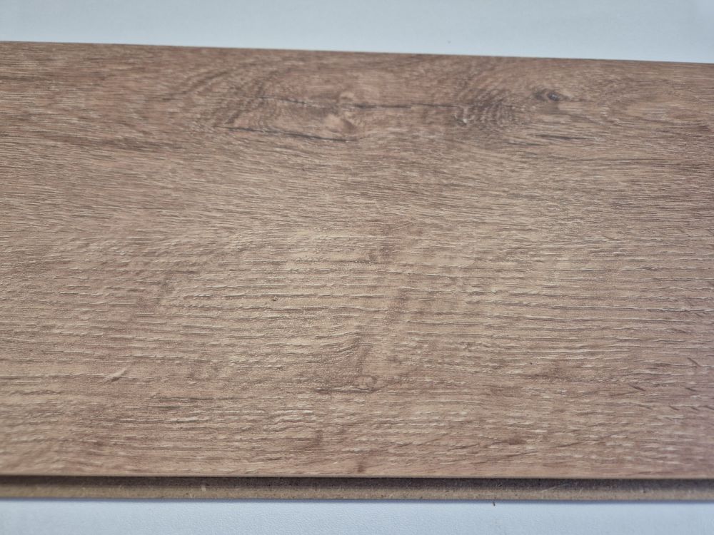 MeisterDesign. laminate LD 55 

Stieleiche natur 6952 1-Stab 

1288x198x7 mm - Art. 600015-1288198-06952

