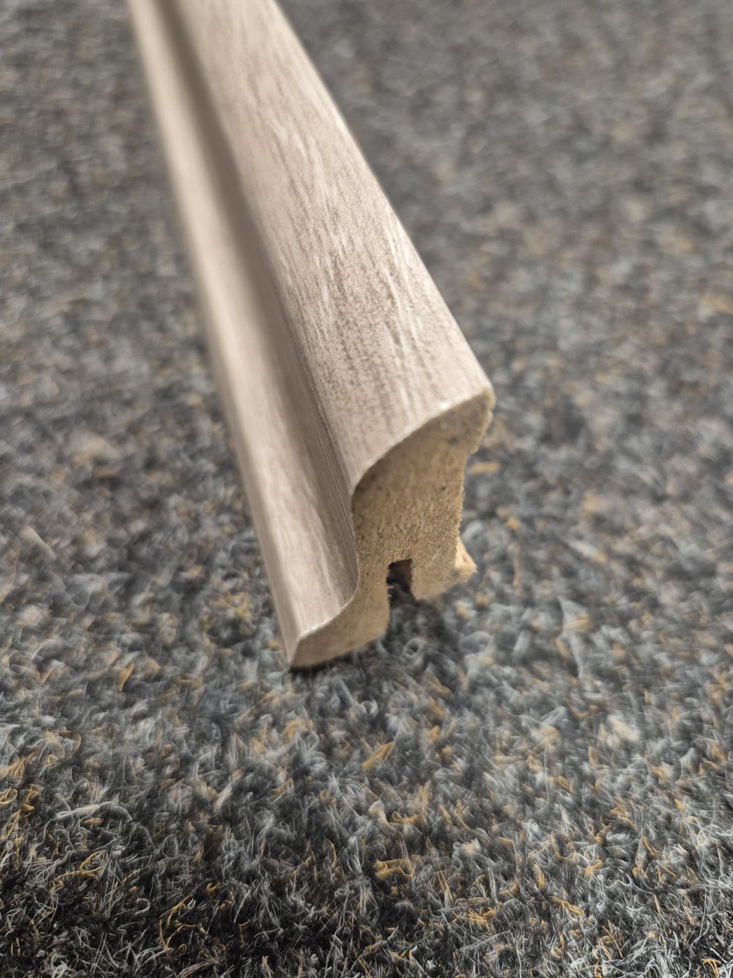 Steck-Sockelleiste Dekorfolie 22x42x2380 mm 

versch. Dekore - Art. 205023 ....

