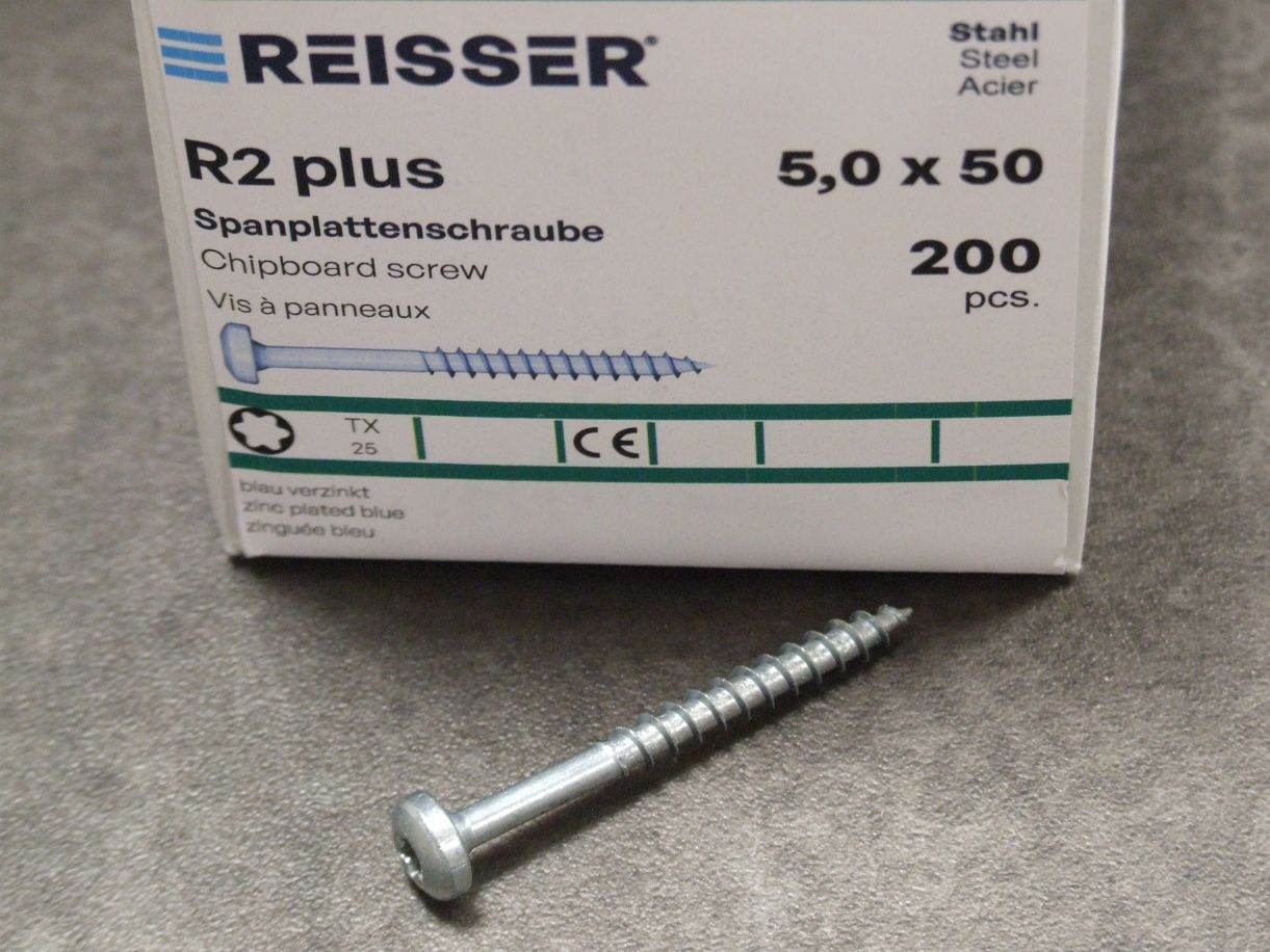 Pan-Head Spanplattenschraube R2 plus TORX, 

5x50 mm, TG, blauverzinkt, VE= 200 St.,

4005674022699

