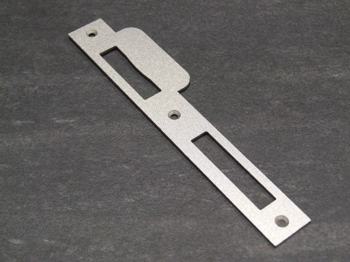 KFV Lappenschließblech 8N 26(41)x200 mm,

92 mm, käntig altsilber, links

