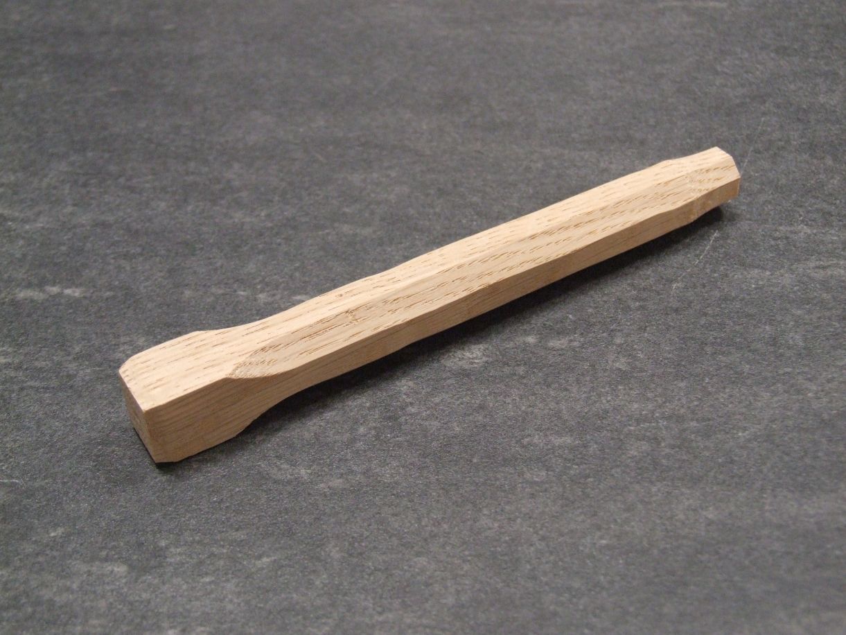 Fachwerknägel Typ 8, 16x150 mm, Eiche, 

Kopf vierkant Schaft achtkant zylindrisch, 

621001


