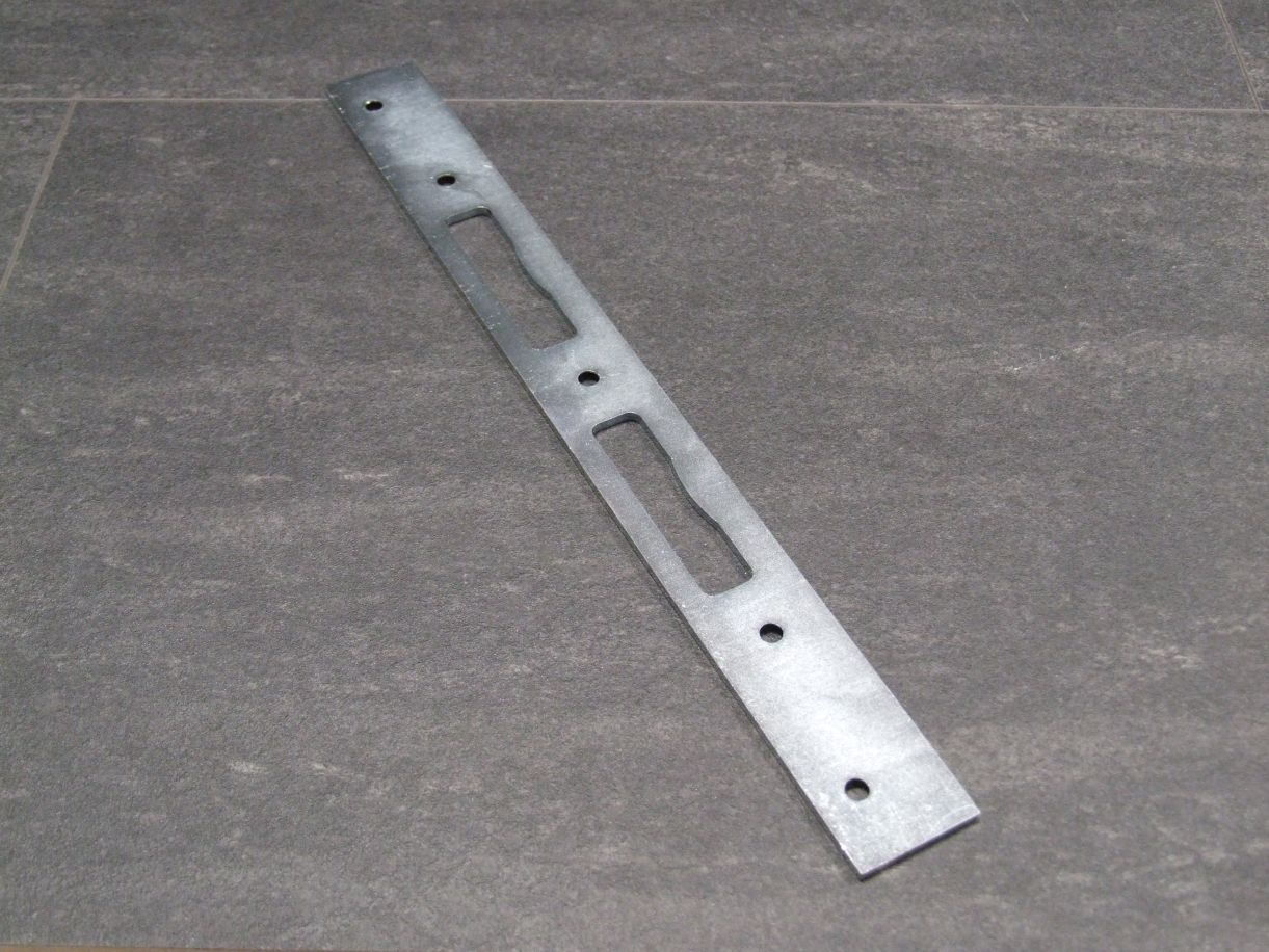 Flachschließblech 3x30x300 mm

