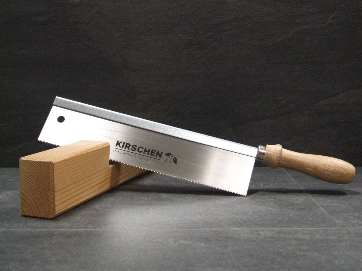 Kirschen Feinsäge, gerade, 

mit Holzheft, Nr. 4140

