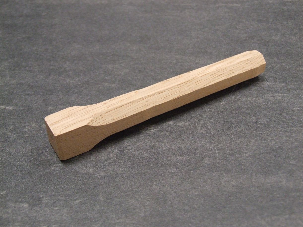 Fachwerknägel Typ 8, 18x150 mm, Eiche, 

Kopf vierkant Schaft achtkant zylindrisch, 

621201

