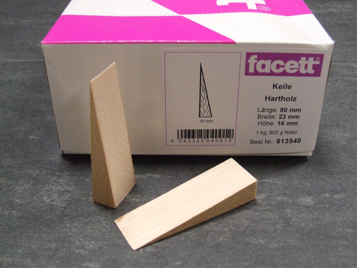Hartholz-Keile 80x23x16 mm, 

900 gr. netto(ca. 72 St.), 613540

