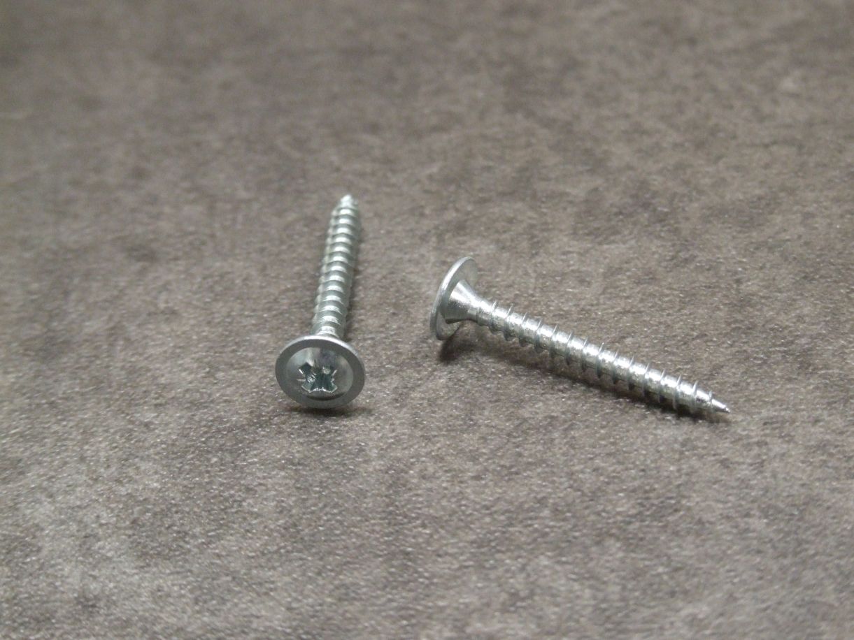 Rückwandschraube 3,5x30 mm 

verzinkt, 016.10.680

