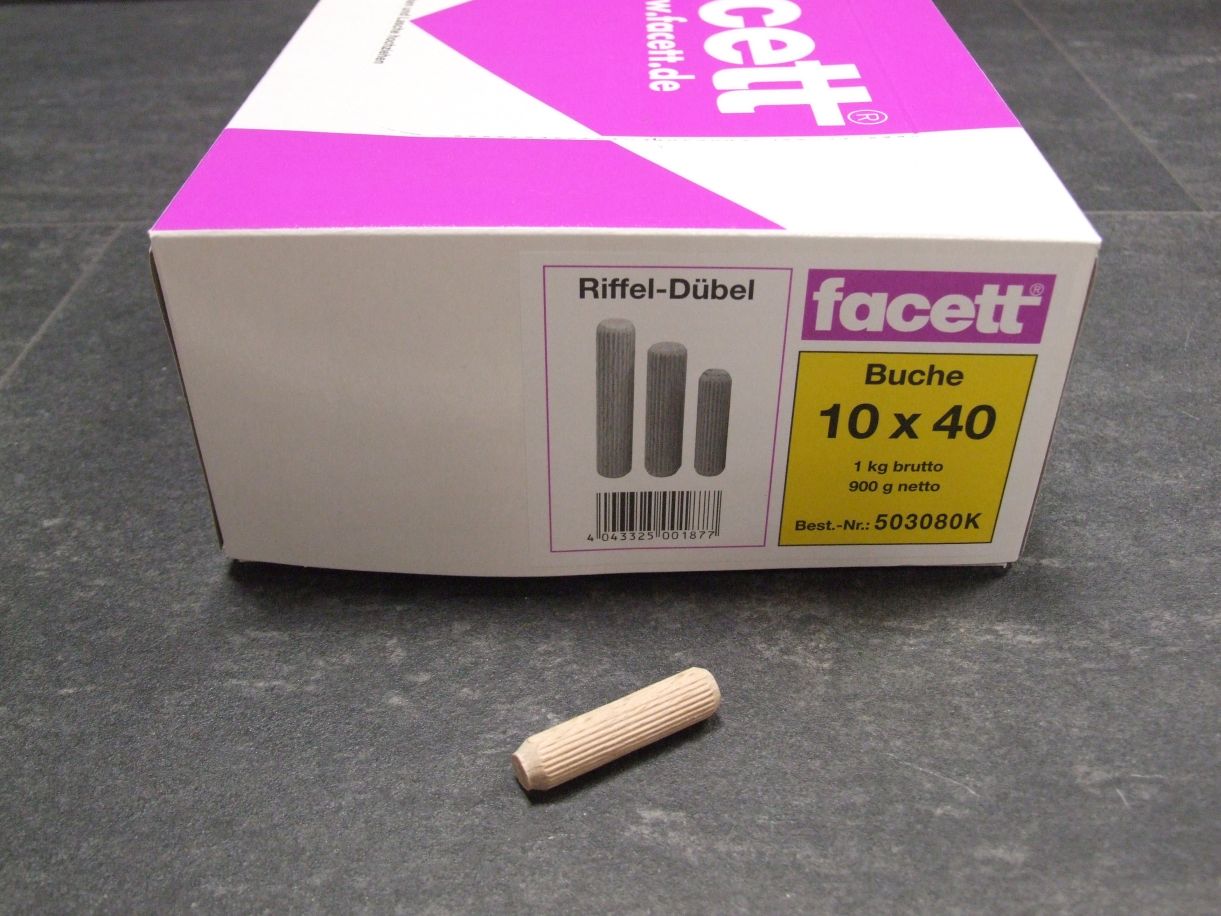 Holzdübel geriffelt, 10x40 mm, Buche, 

900 g Nettoeinwaage/Karton, 503080

