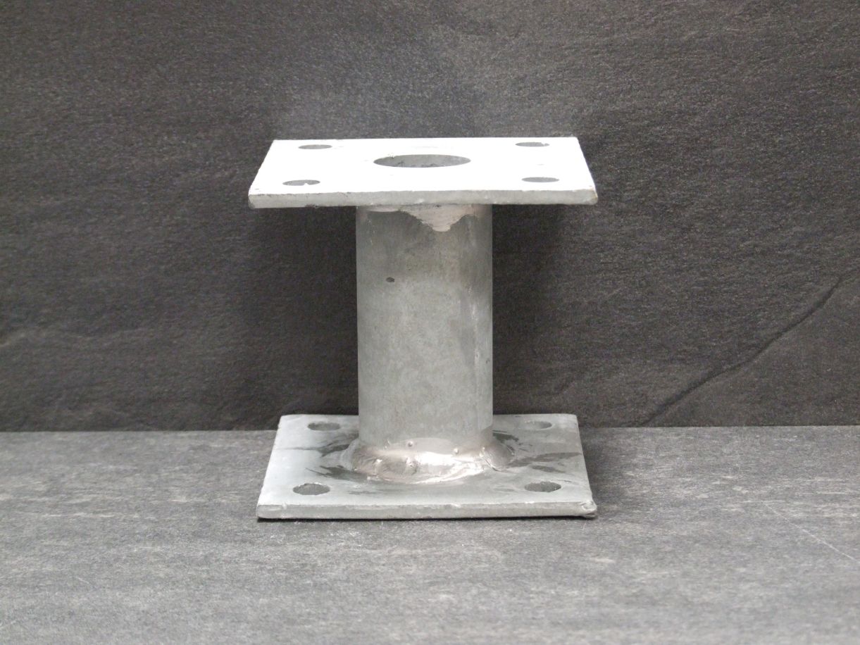 Pfostenträger, zum Aufschrauben 

feuerverzinkt, 100 x 100 mm, 219802


