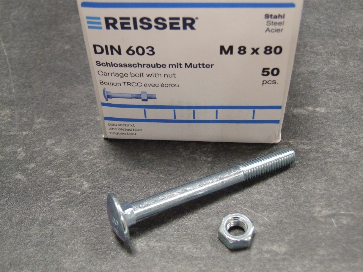 Schloßschrauben DIN 603, 8x80 mm; 

Stahl verzinkt blau passiviert, mit Mutter

50 St./Kleinpaket, 064354

