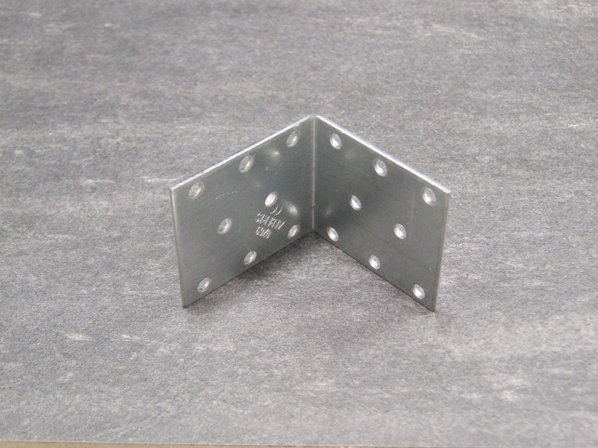 Lochplattenwinkel 60x60x50x2,0 mm, 

sendzimirverzinkt, 331481

