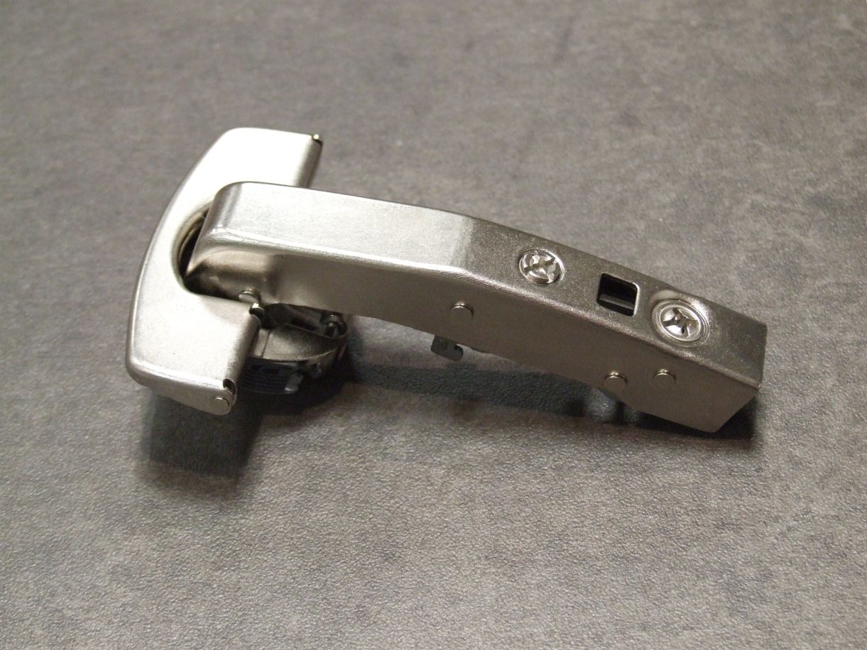 Gelenkband sensys 8639W90, 95°,

ohne Dämpfung, einliegend(stumpf), 

Schnellmontage Fix, 9088141

