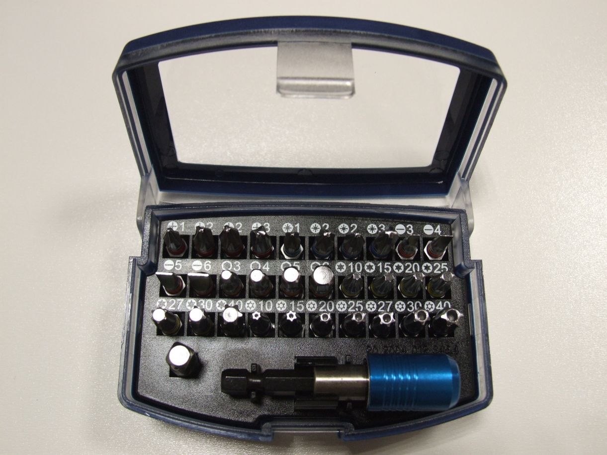 REISSER Bitbox 32-tlg.  mit Magnethalter, PH/PZ/Schlitz/Sechskant/Torx, 562003

