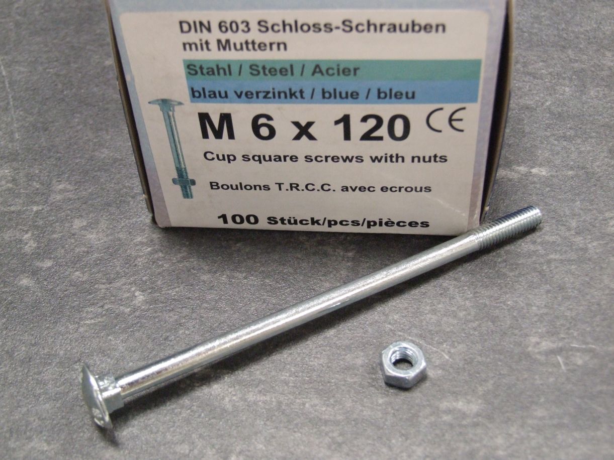 Schloßschrauben DIN 603, 6x120 mm; 

Stahl verzinkt blau passiviert, mit Mutter,

100 St./Kleinpaket, 031325

