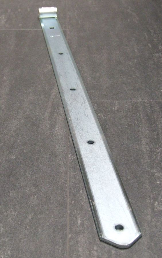 Ladenband gerade 800x45 mm,

Dorn 16 mm, galv. verzinkt 314309

