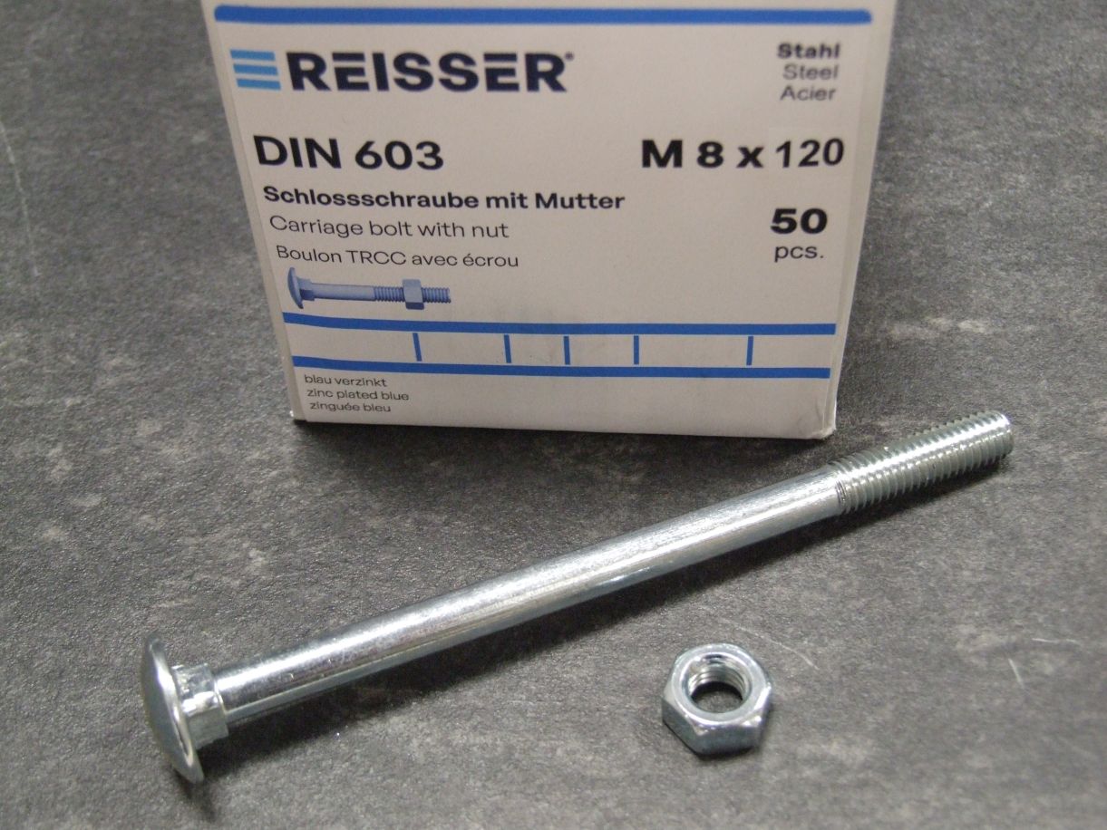 Schloßschrauben DIN 603, 8x120 mm; 

Stahl verzinkt blau passiviert, mit Mutter

50 St./Kleinpaket, 202237

