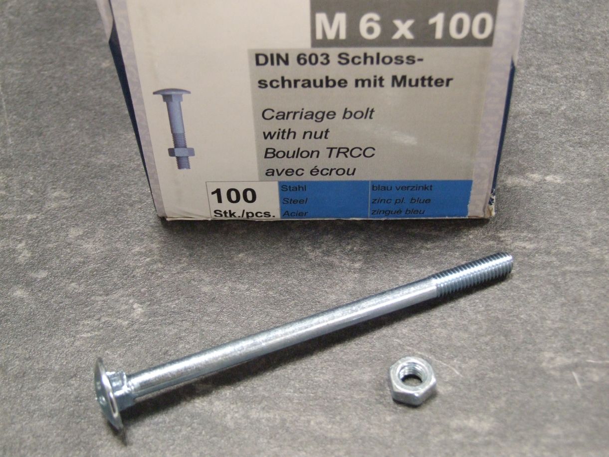 Schloßschrauben DIN 603, 6x100 mm, 

Stahl verzinkt blau passiviert, mit Mutter

100 St./Kleinpaket, 201124

