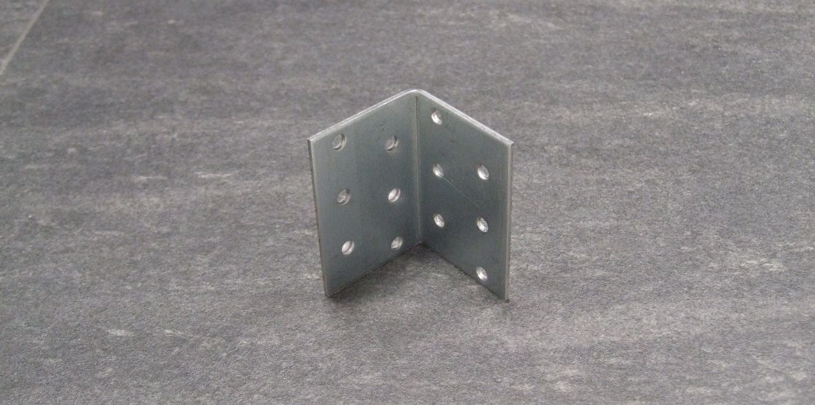 Lochplattenwinkel 40x40x60x2,5 mm, 

verzinkt, 10501 


