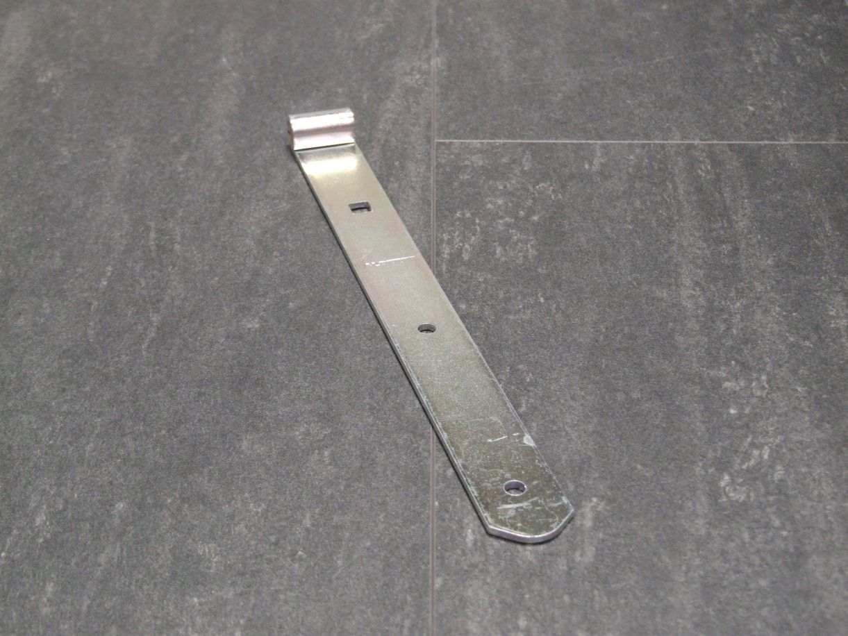 Ladenband gerade 300x30 mm,

Dorn 10 mm, hell verzinkt, 313647

