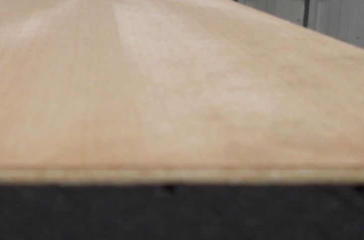 24mm Sandwichplatte beidseitig Okoumé

2500x1700mm, mit XPS-Hartschaum, AW100, 

Aufbau 4/16/4, SF, U-Wert : 1,3W/m²K

