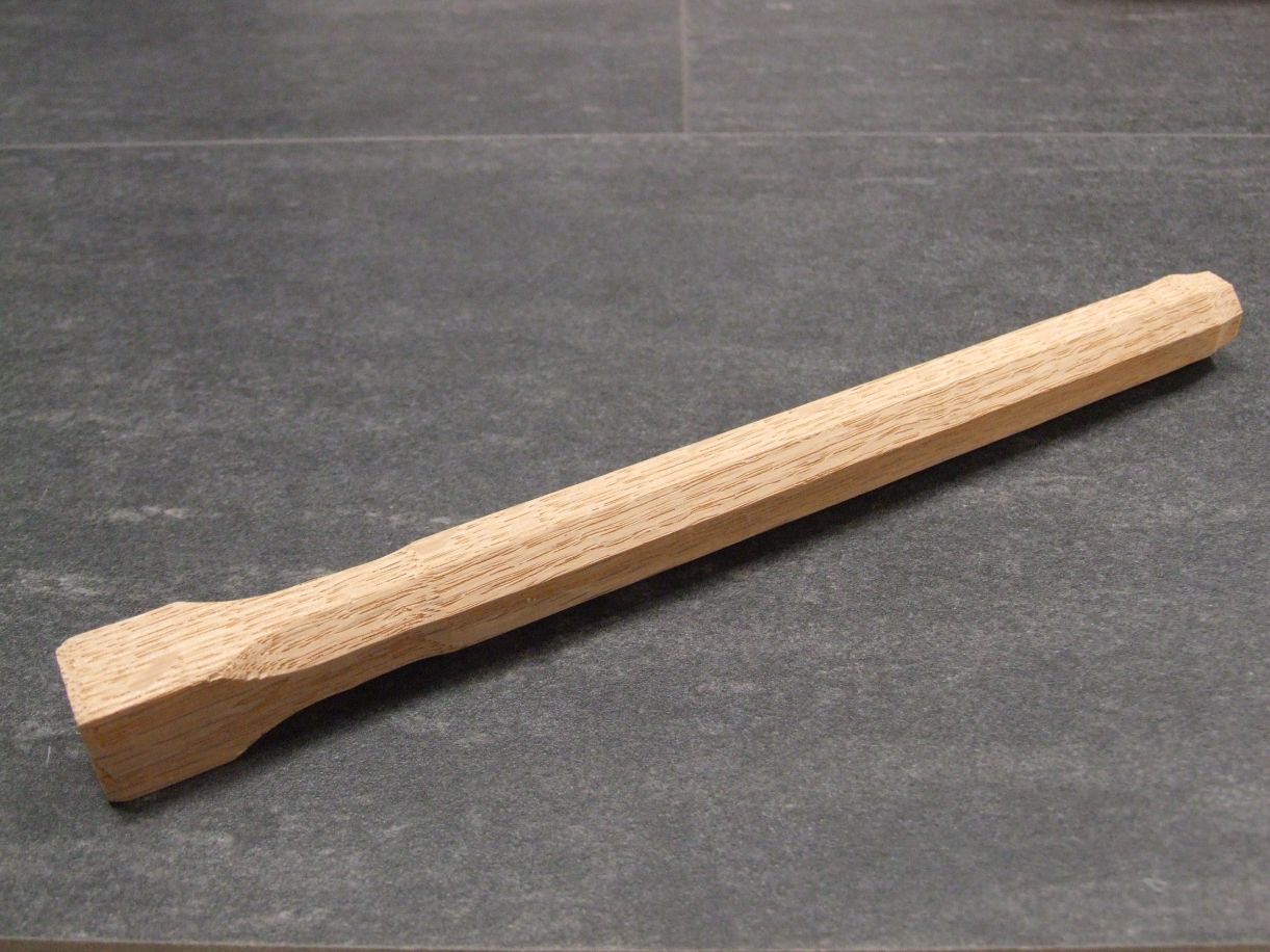 Fachwerknägel Typ 8, 20x250 mm, Eiche,

Kopf vierkant Schaft achtkant zylindrisch,

621601

