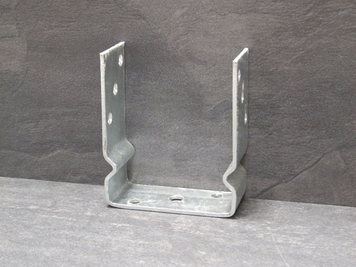 Pfostenträger U-Form mit seitlicher Pfosten-

auflage 121x150 mm, feuerverzinkt, 217648

