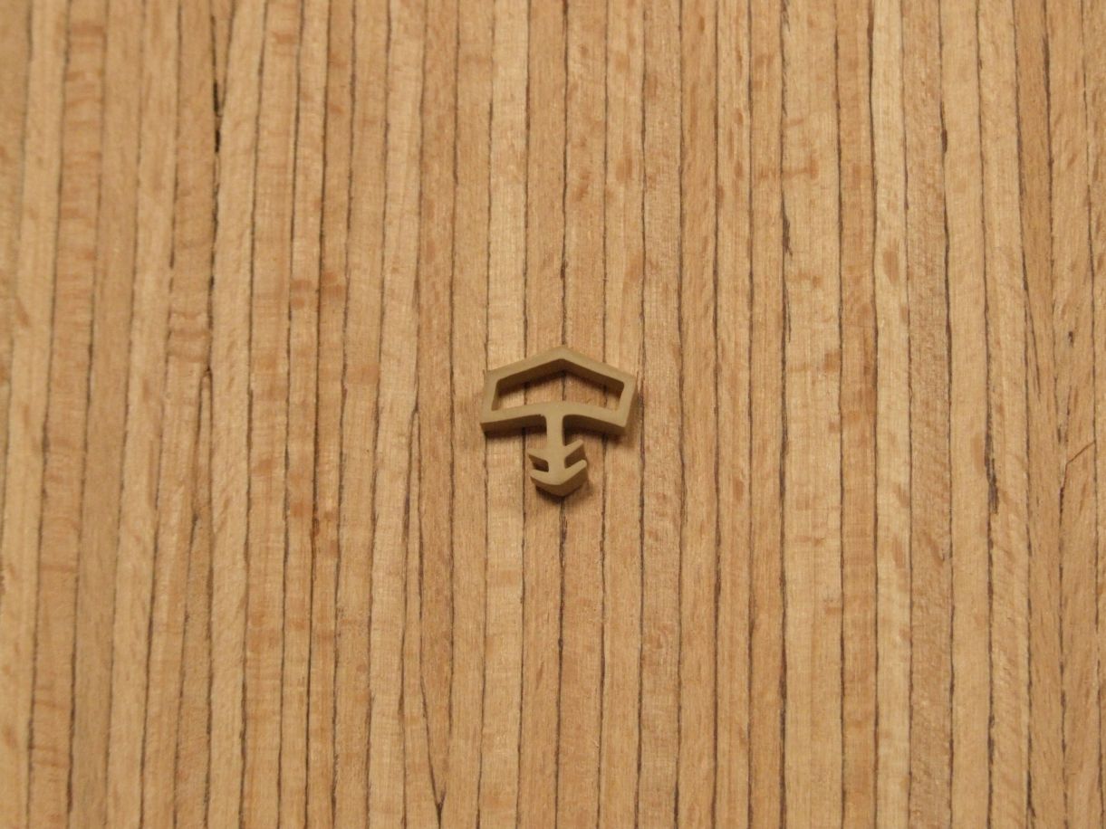 Dichtungsprofil S 680, Falz 12 mm, 

Nut 4 mm, beige, Werkstoff TPE

