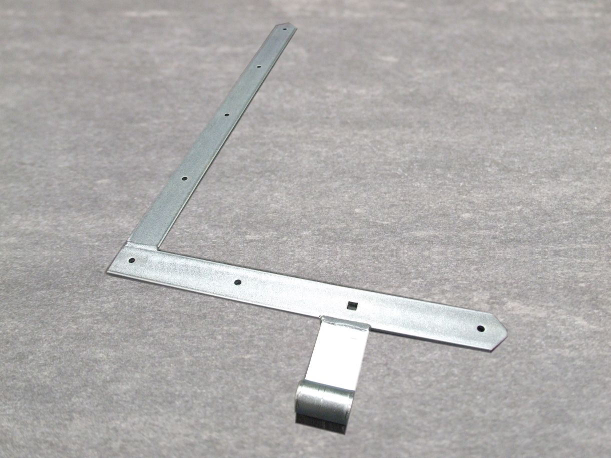 Tor-Winkelband 400x600(640) mm, spitz, 

oben, hellverzinkt 313104

