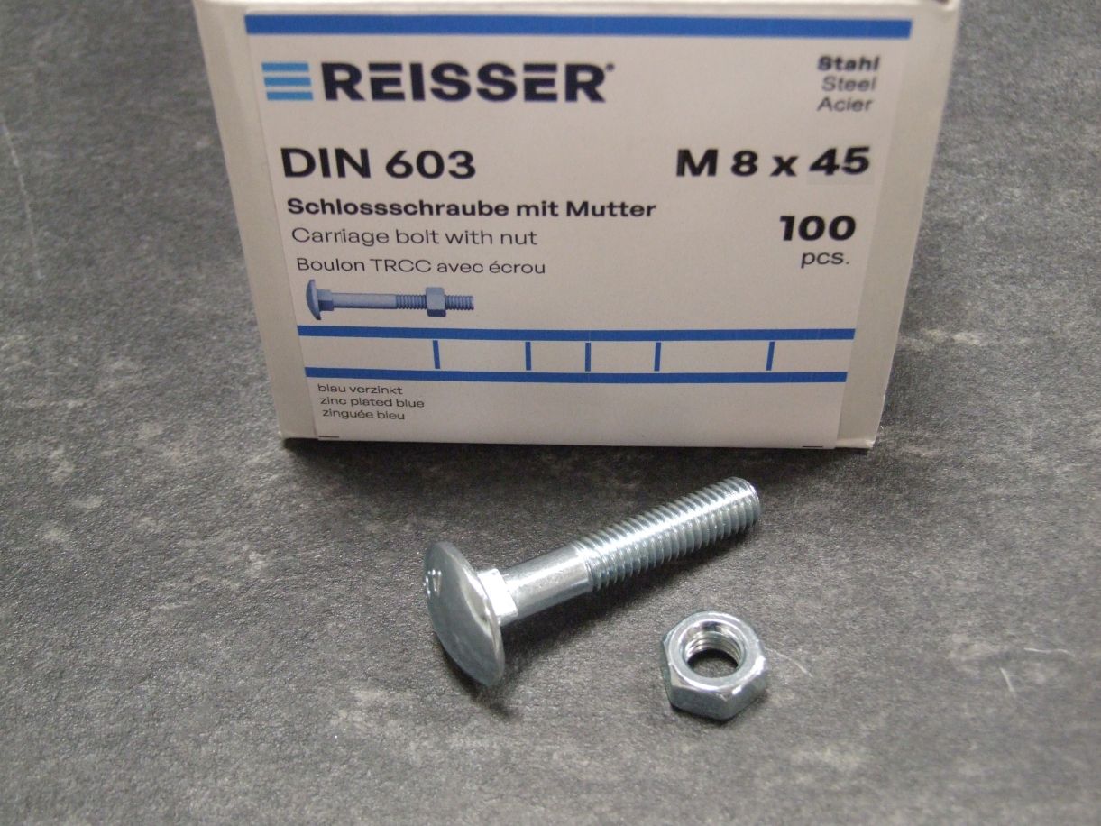 Schloßschrauben DIN 603, 8x45 mm; 

Stahl verzinkt blau passiviert, mit Mutter

100 St./Kleinpaket, 201827

