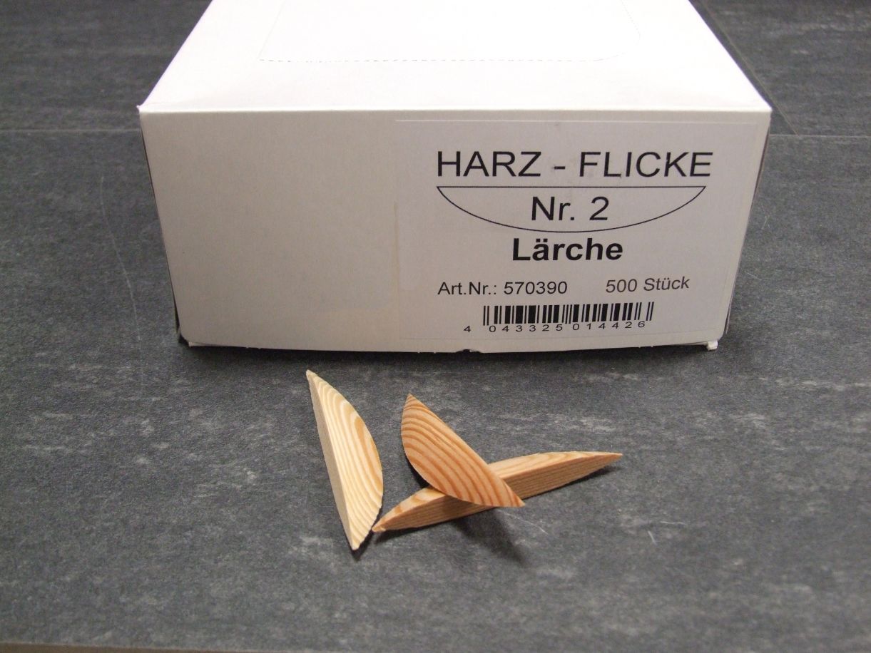 500 Stk. Harzgallenflicke Gr. 2, Lärche; 570390P

