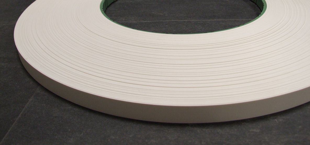 ABS Kante 101, weiß miniperl, 1x23 mm,

HU10980

