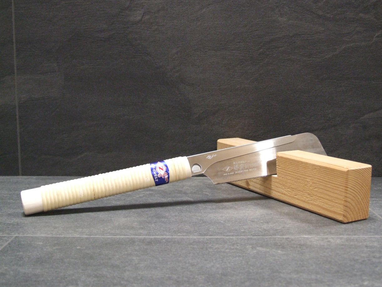 Z-Saw Dozuki Mini Fein 150;  727499 

Schnitttiefe: 30 mm, Blattstärke: 0,3 mm

