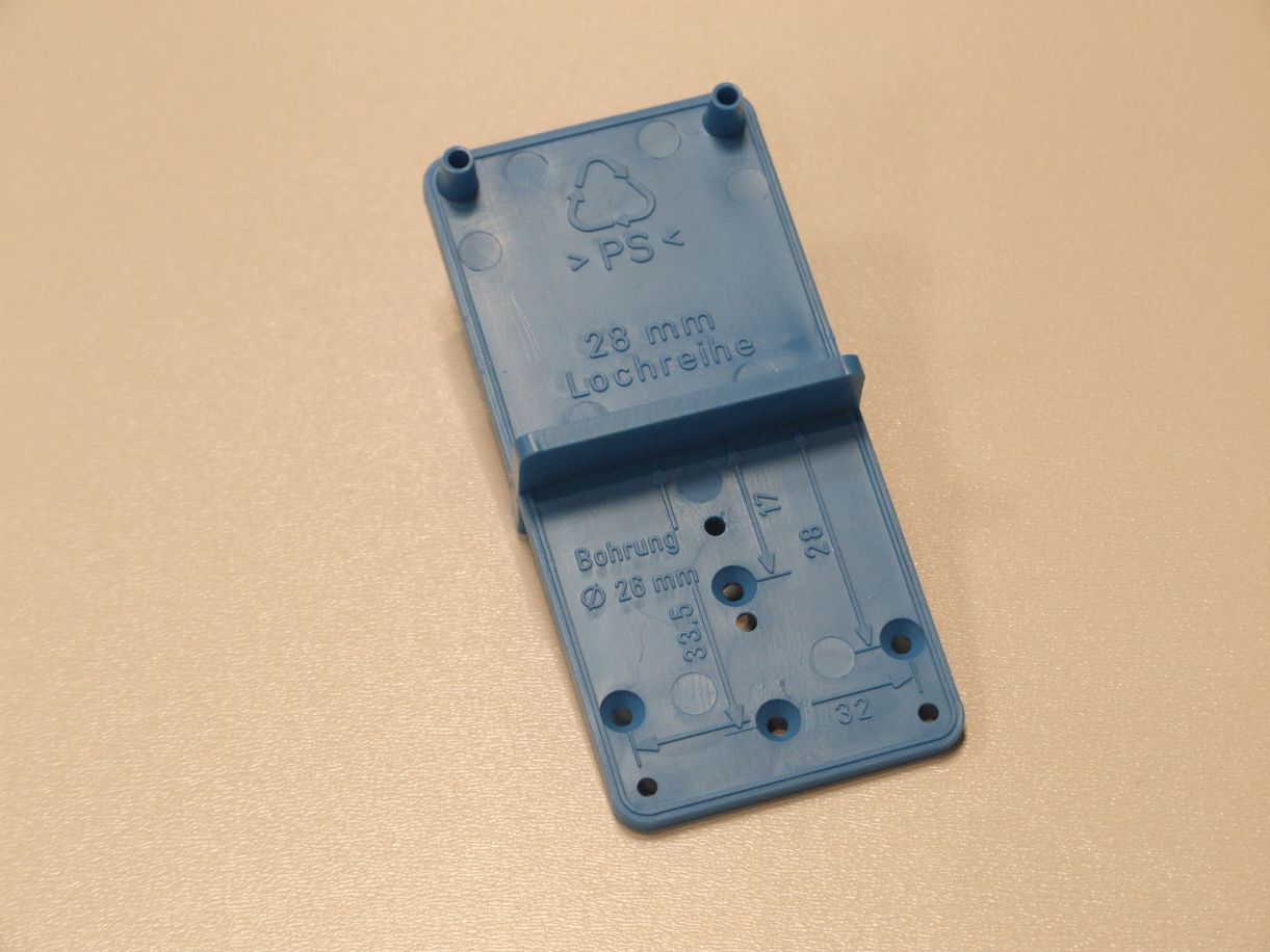 Anreißschablone Multi Blue 351

Kunststoff blau, für Scharniere, Montageplatten, Verbindungsbeschläge und Bodenträger

