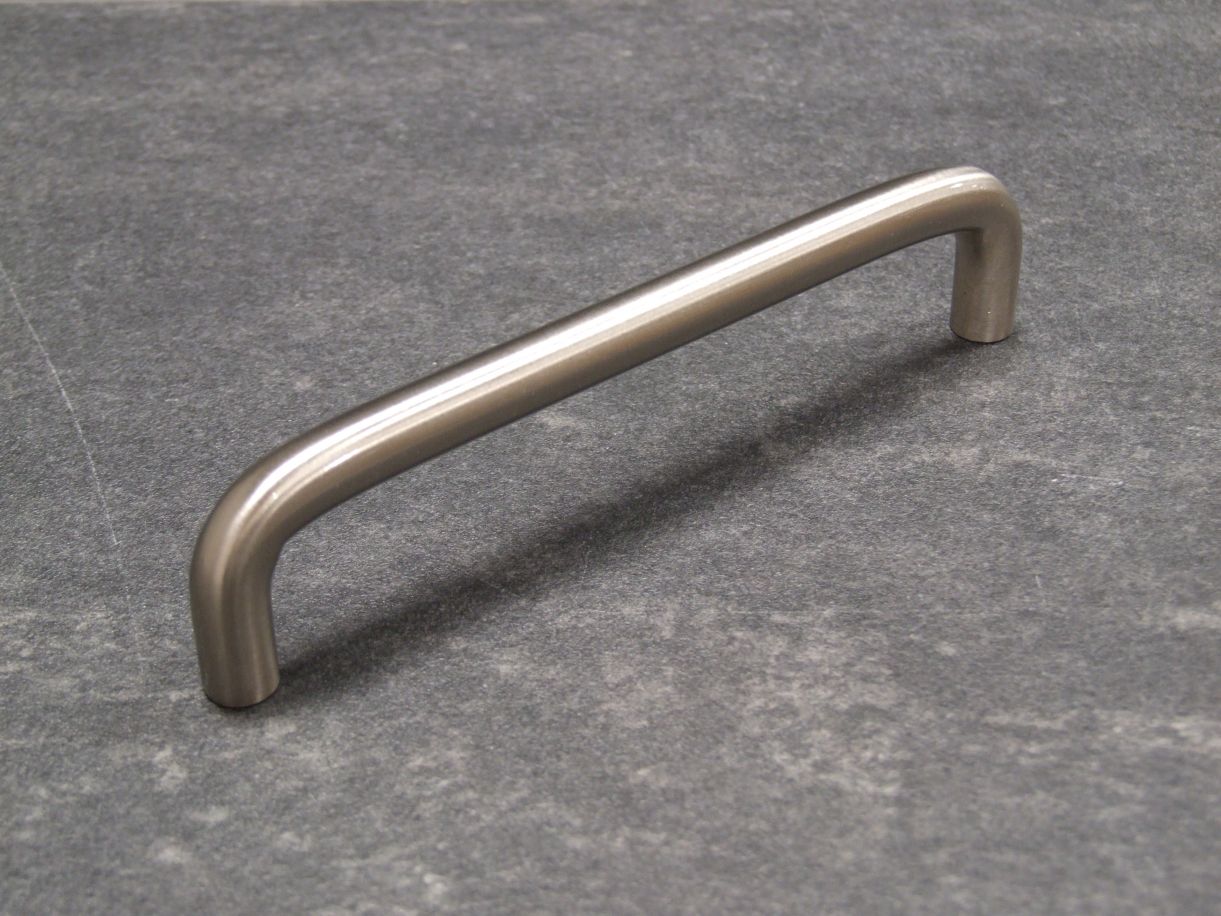Möbelgriff Avenio 160 mm,

Edelstahl Optik, 9070557

