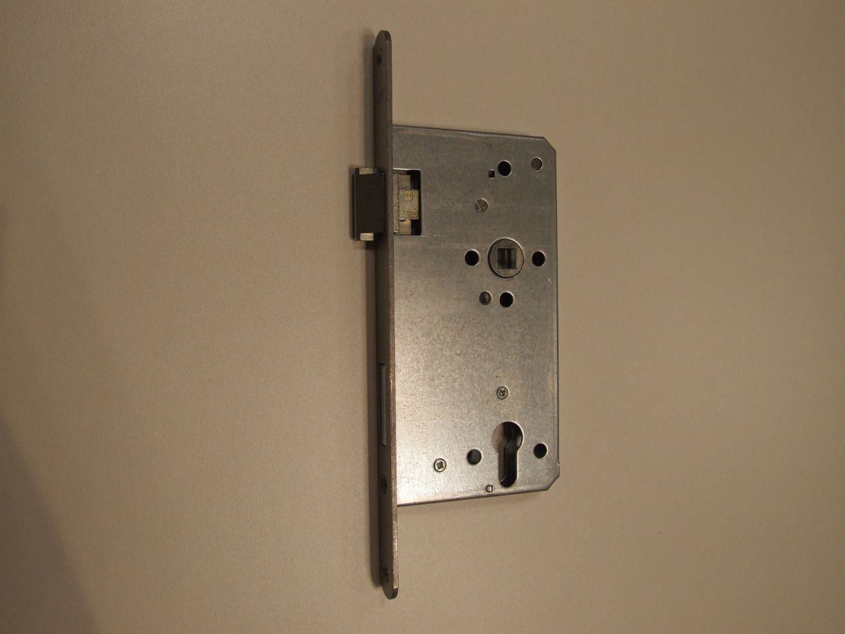KFV Haustür-Einsteckschloß 154 1/2, PZ, 

92 mm, Dorn 65 mm, Stulp 20x280 mm rund, 

links, 15465451

