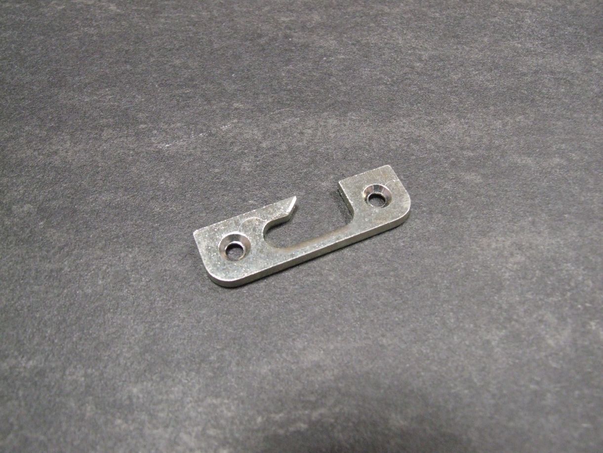 GSG Schließblech für Kantengetriebe

60x18x4 mm galv. verzinkt 19-01010-0508

