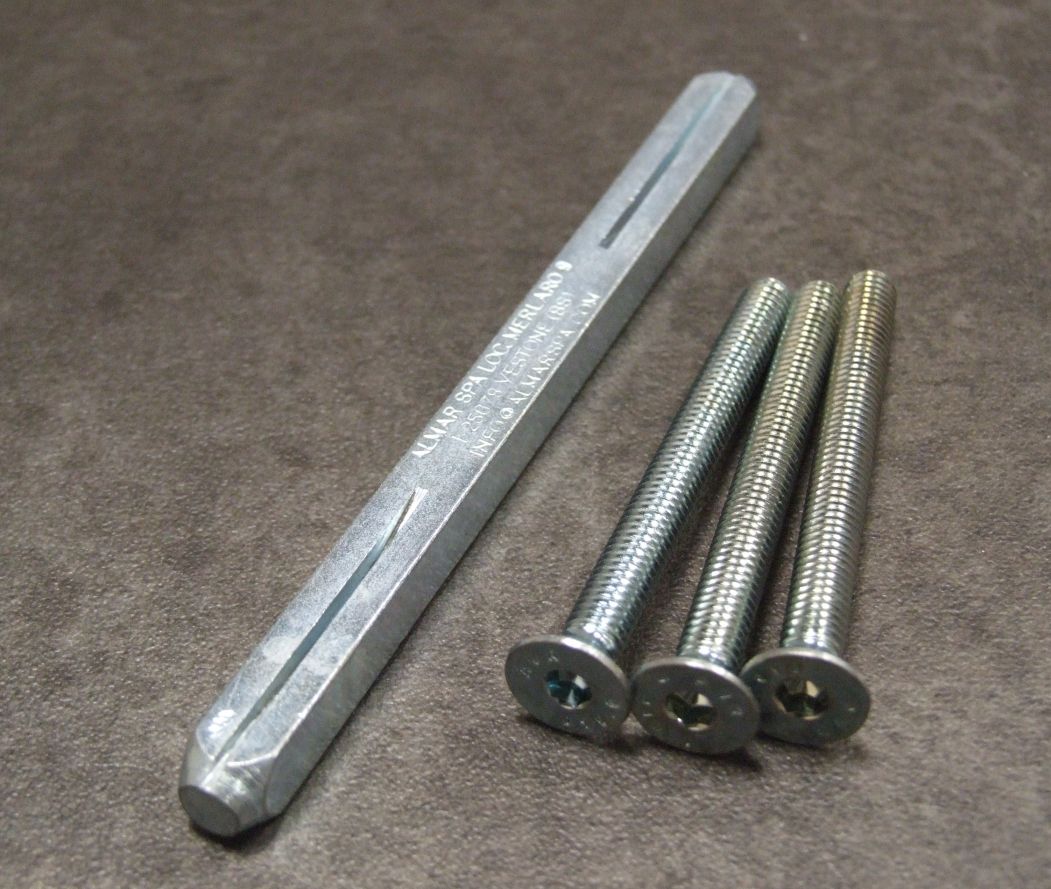 Befestigungsset für Drücker/Drücker, 

VK 8x115 mm, Schrauben M6x60 mm, 

TS 49-53 mm

