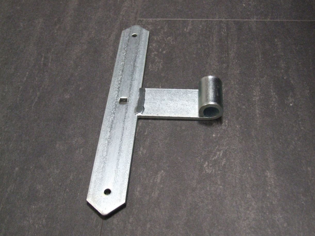 Tor-Mittelband gerade, Abschluß spitz, 

300x40x105 mm, Ø 16 mm, 

hellverzinkt, 312909

