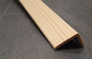 Winkelleiste Nr. 431; 28x44x2400 mm, 

Fichte astig roh, 803 01 117


