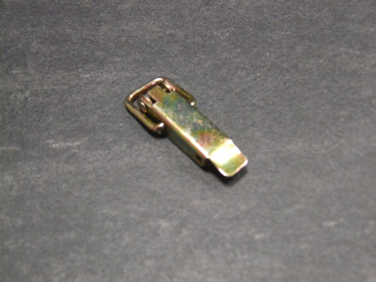 Kistenverschluss 49x13x15 mm 

ohne Schließhaken gelbverzinkt, 347703

