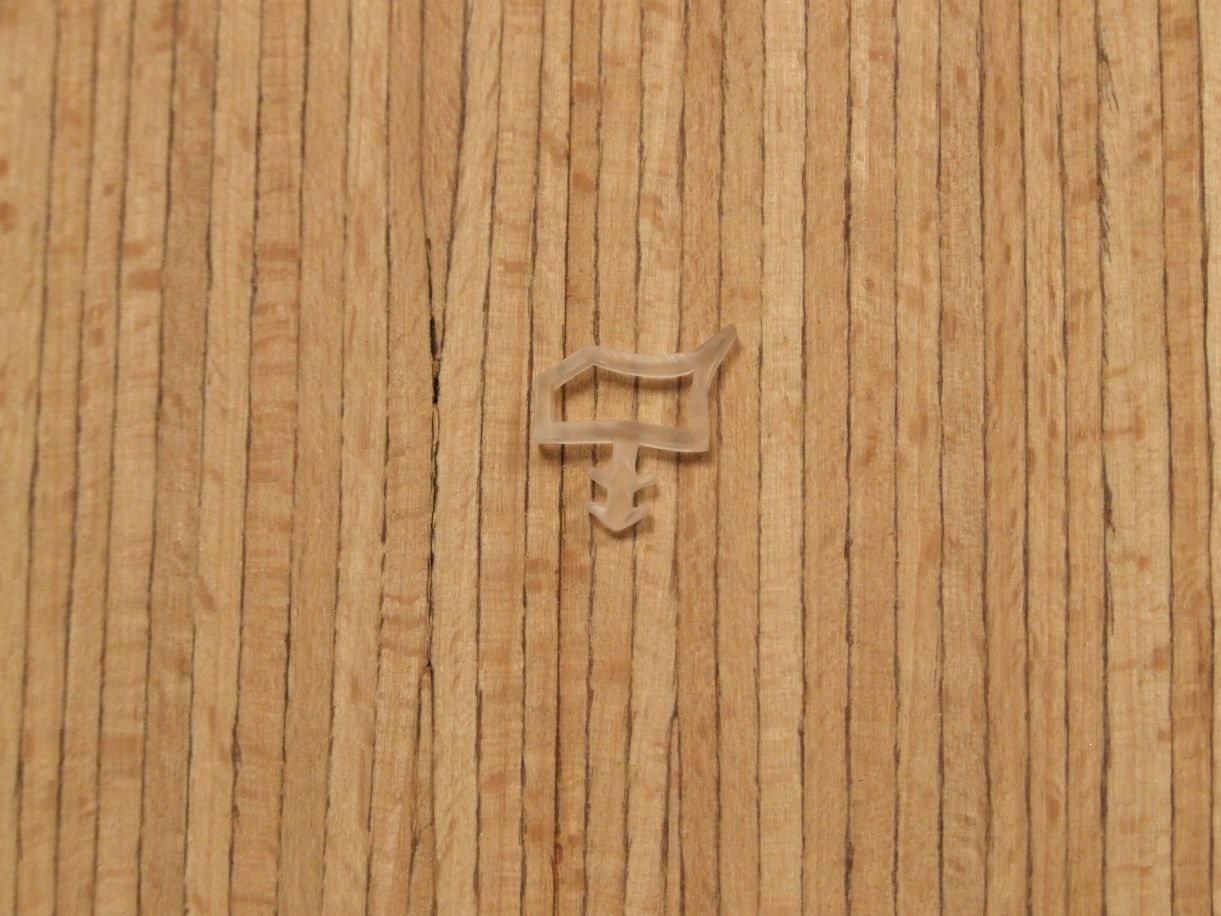 Dichtungsprofil S 3967, transparent, 

Falz 12, Nut 4 mm, Werkstoff TPE

