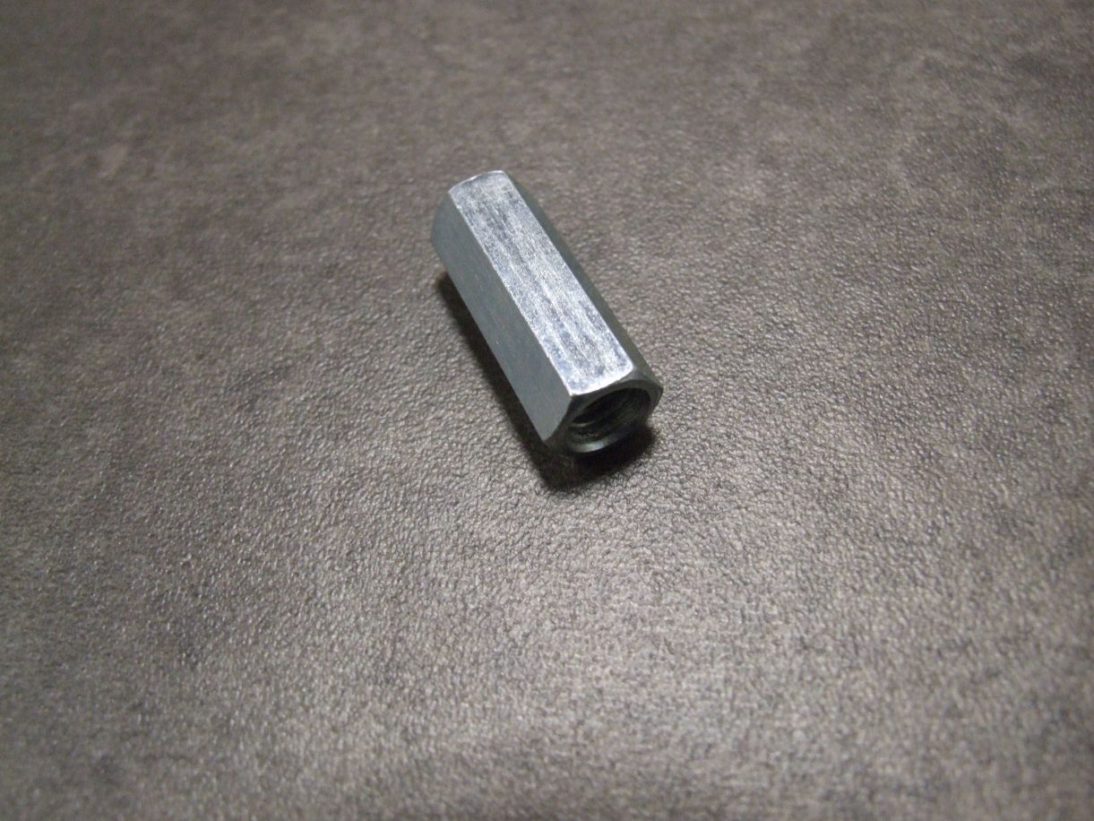 Verbindungsmuffe sechskant M8x30 mm

HN 4716, Stahl verzinkt


