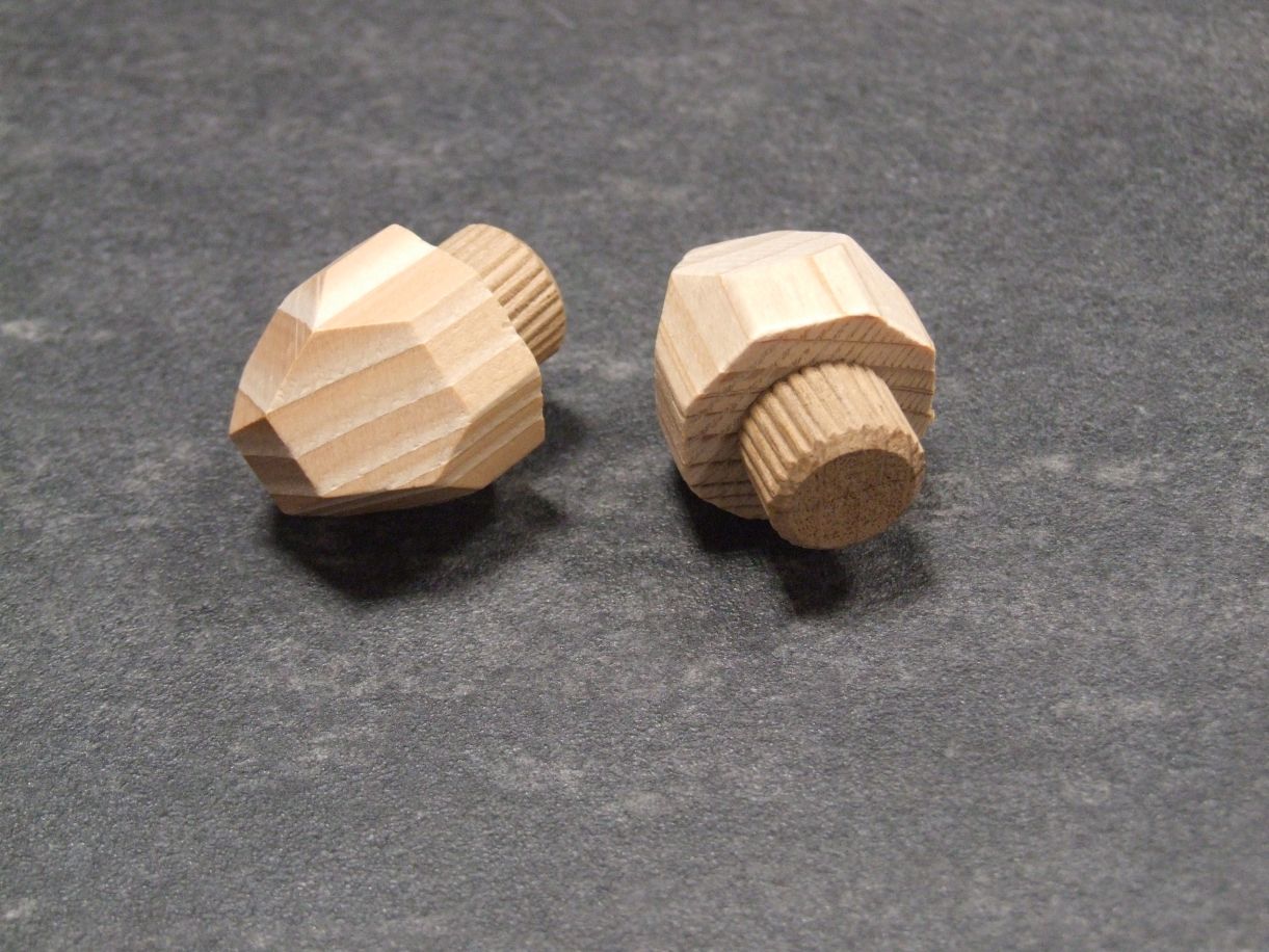 Ziernagel Typ 2 gesägt, mit Zapfen, 

25x25 mm, Fichte, 631103

