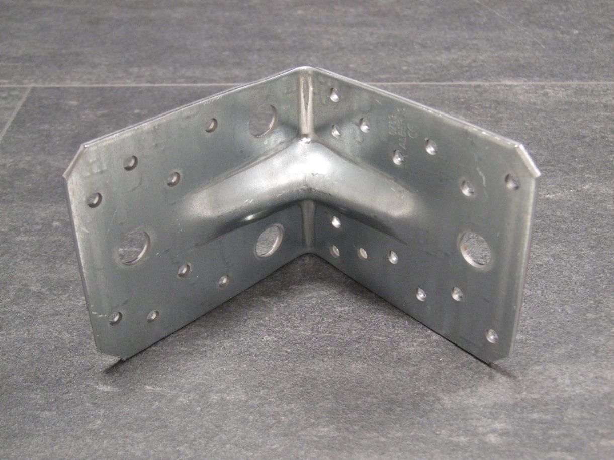 Winkel 105x105x90x3,0 mm,

mit Sicke, sendzimirverzinkt, 334598

