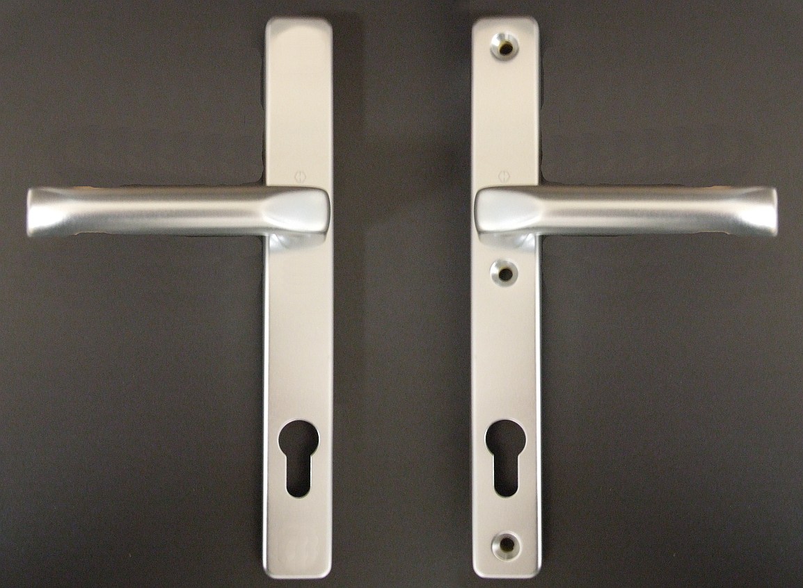 HOPPE Schmalrahmengarnitur London 

113/2246, 92 mm PZ, Aluminium F1, Dr./Dr. 

2205528(43398201)

