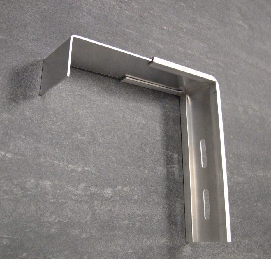Delwo Fensterbank Alu-Variohalter 

verstellbar von 280-420mm zweiteilig

Gr. 3 Wandhalter 160x220mm mit

Schiebewinkel 260x35mm

