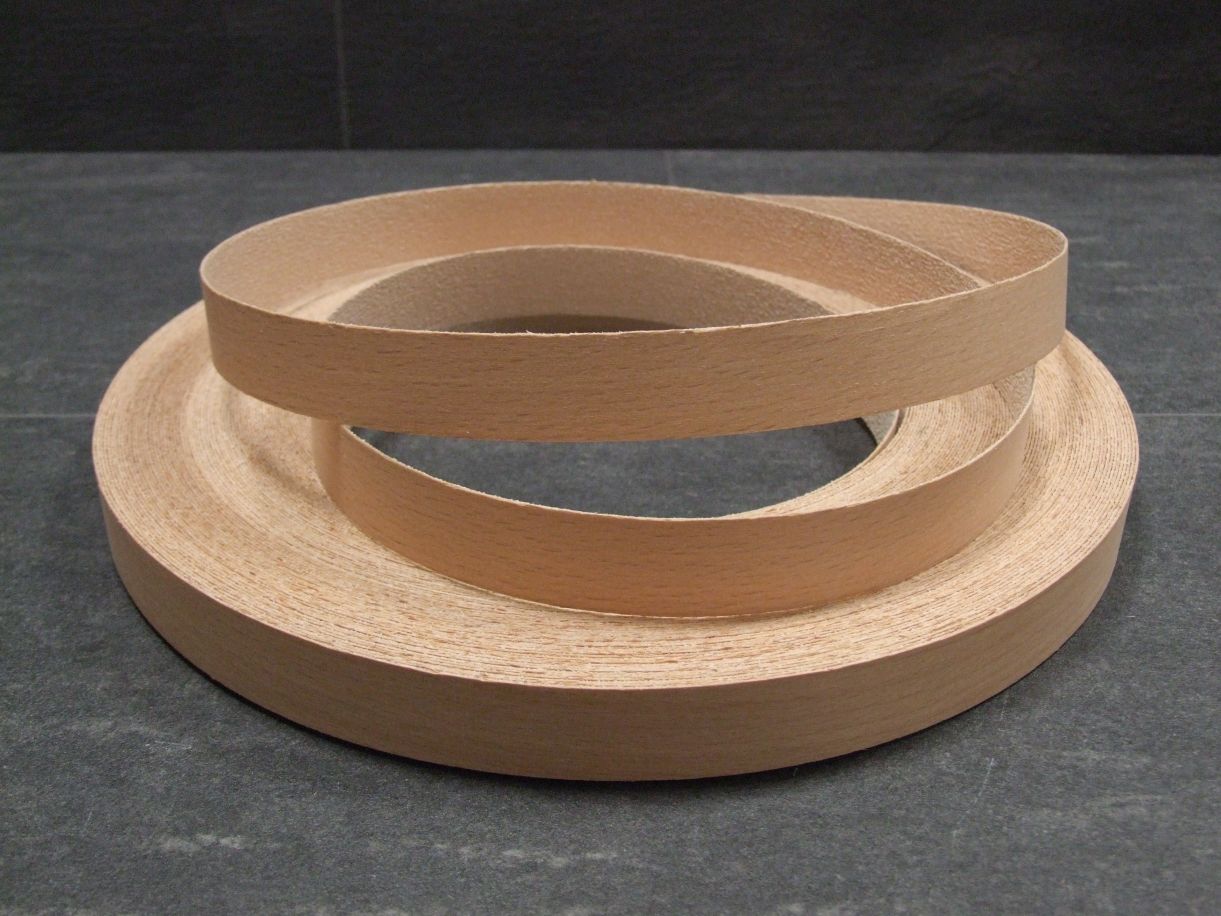 Furnierkante Buche 0,6x23 mm, 

mit Schmelzkleber; HD 71020

