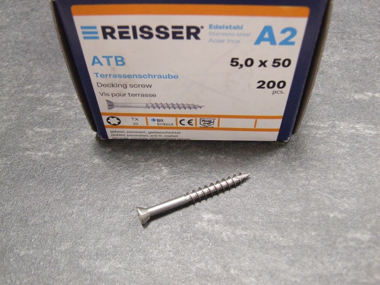 Atech ATB Terrassenschraube 5x50 mm, 

Edelstahl A2, Fräsrippen, Schneidkerbe, 

mit Bit, VE=200 St., 676601

