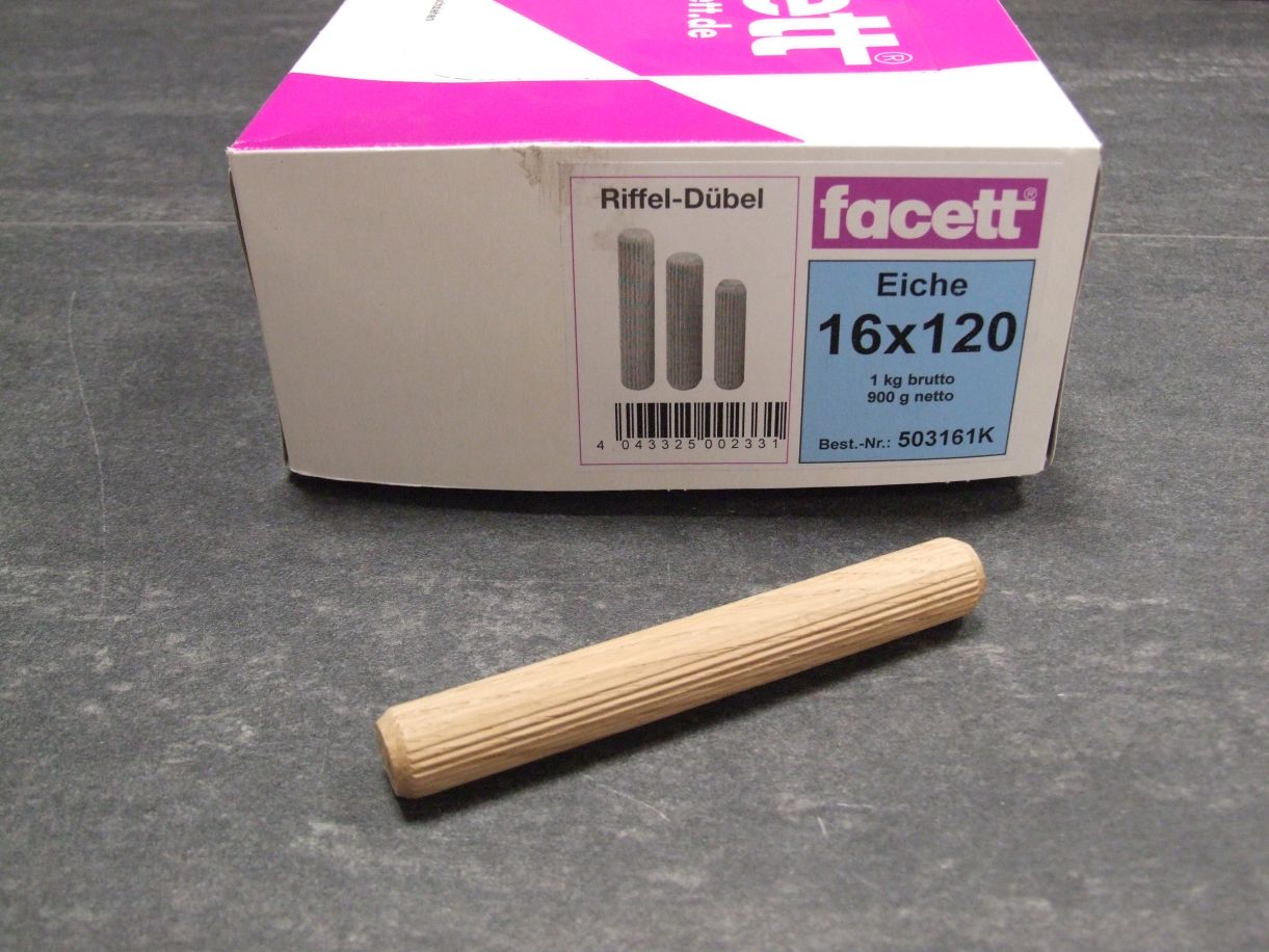 Holzdübel geriffelt, 16x120 mm, Eiche, 

900 g. Nettoeinwaage/Karton, 

(= ca. 56 Stück) 503161

