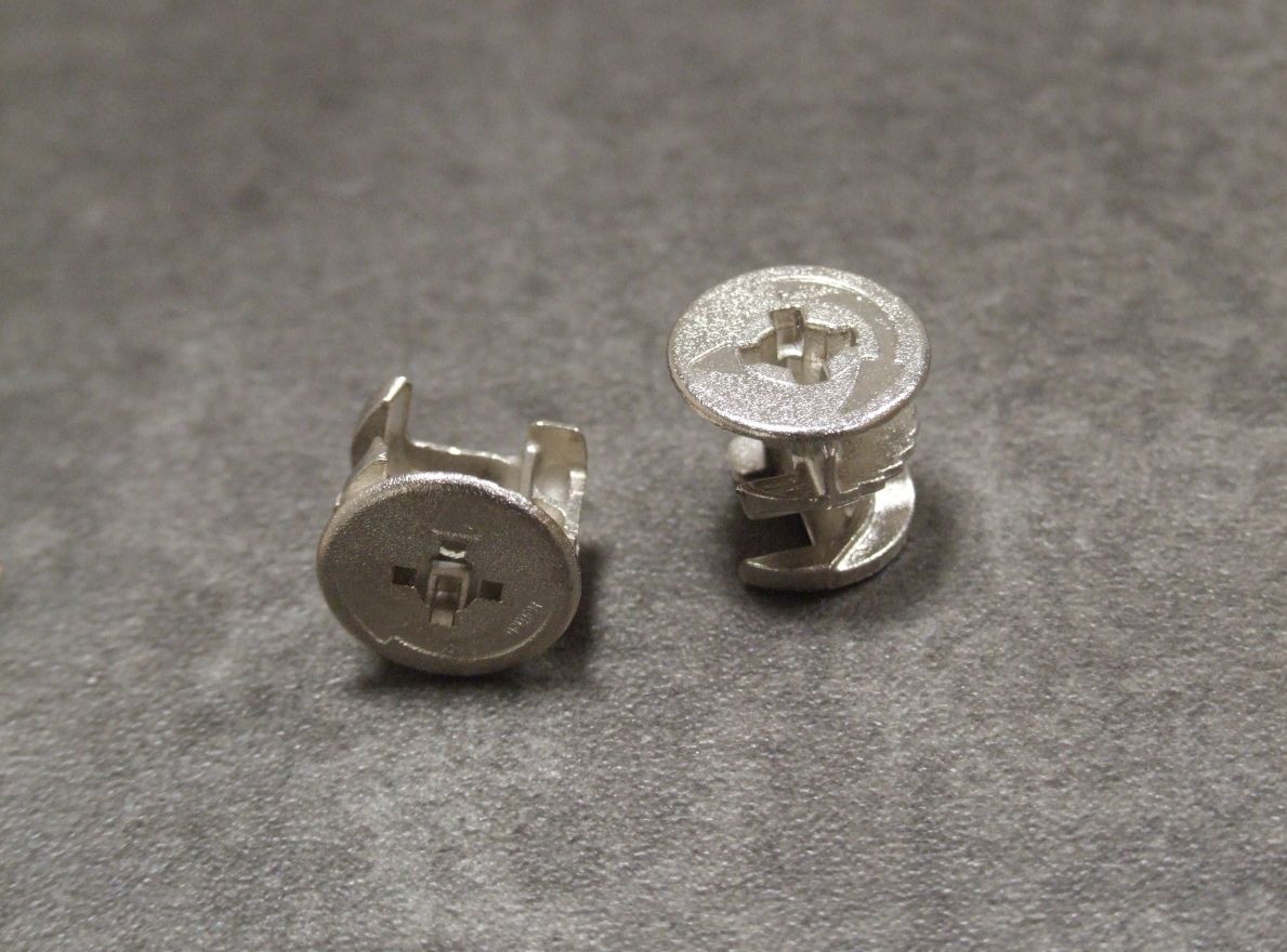 Exzenterverbindung Rastex 15, für 19 mm FB,

mit Abdeckrand, H=13,7; 71950

