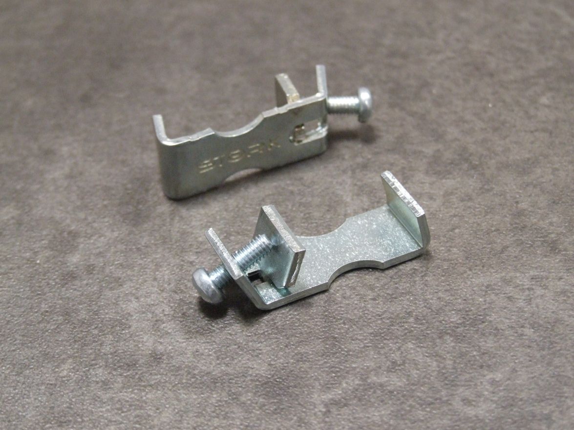 Zargenverbinder 33,5x10,5x13 mm, 

60.13.0010

